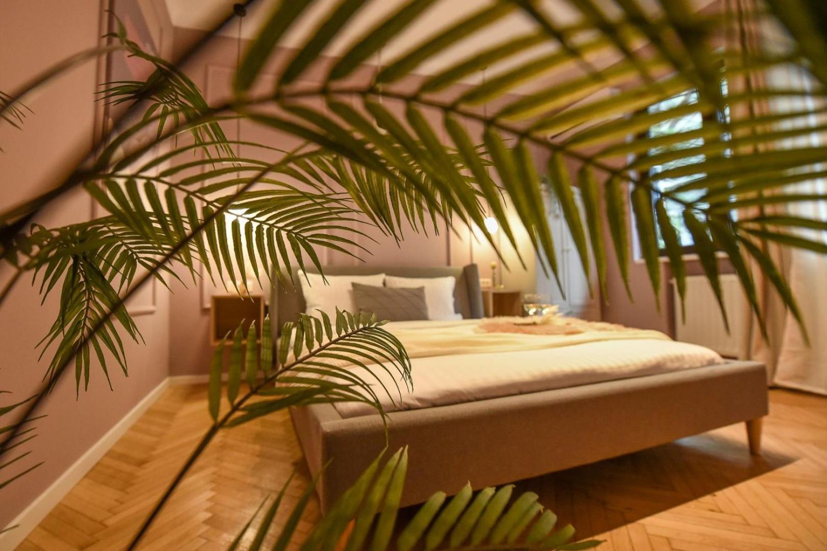 Modern Stay - Central Studios With Wall Projector Near Radisson Bucureşti Cameră foto